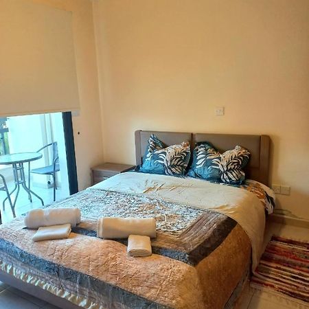 Sabine - Finikoudes 102 Διαμέρισμα Λάρνακα Εξωτερικό φωτογραφία